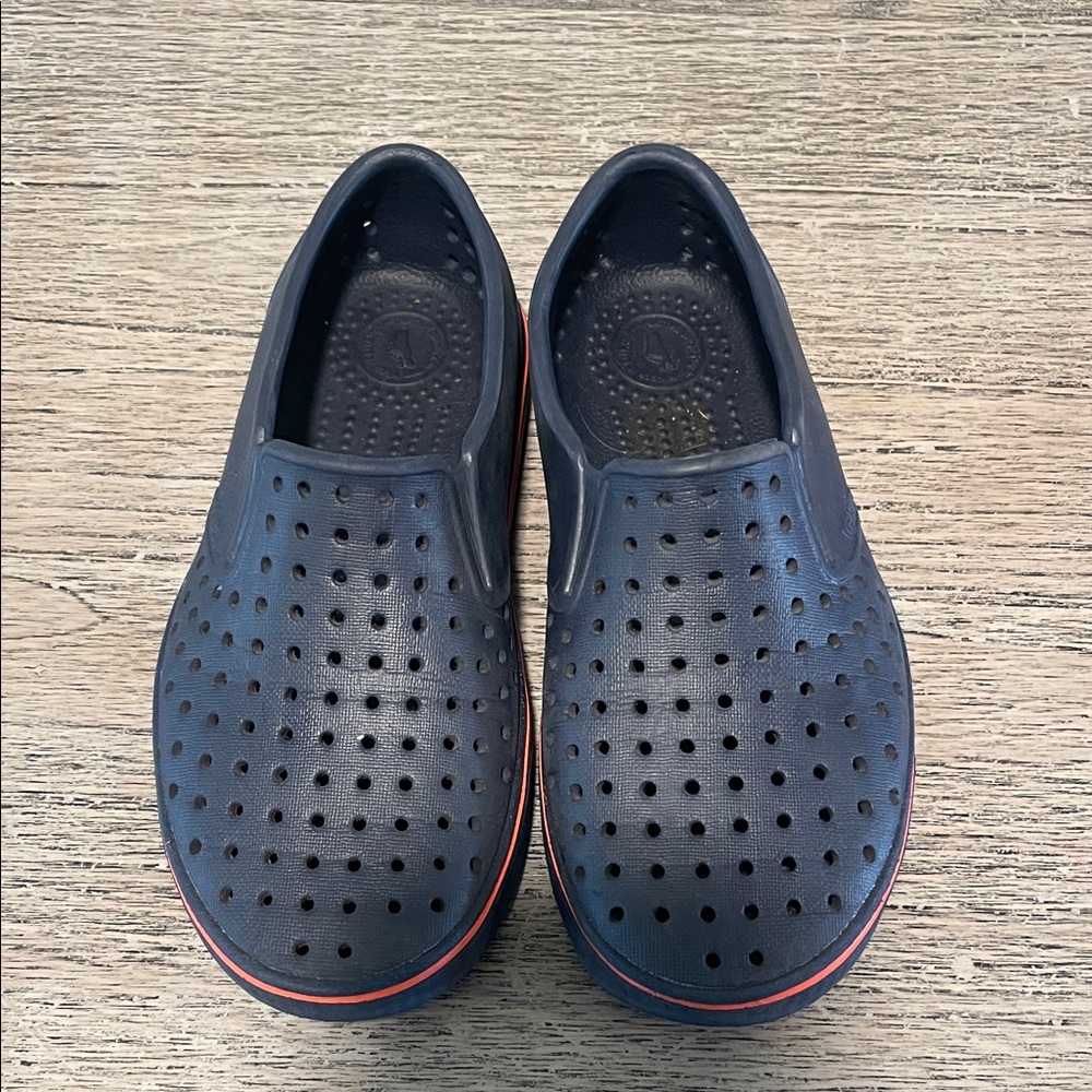 Native Kids‎ Navy Perforated Slip-On Shoes Boys Size 5